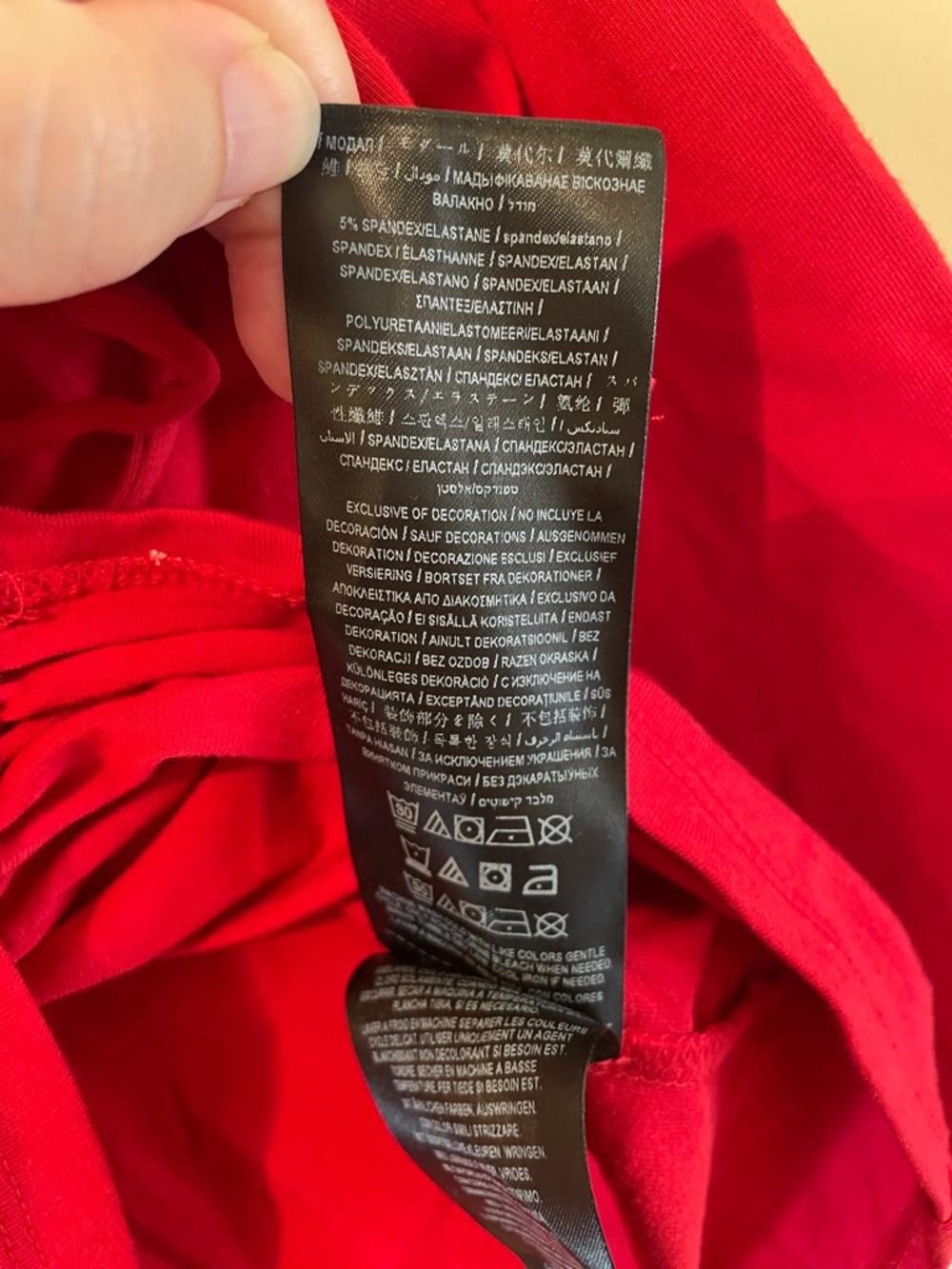 GUESS Red V-Neck Ruched Drawstring Top - Picture 4 of 10